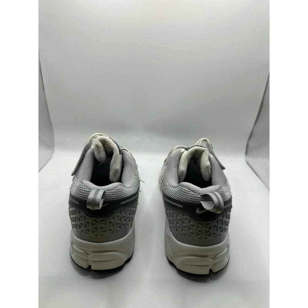 Nike Vomero 5 Grey And White Kids 2.5